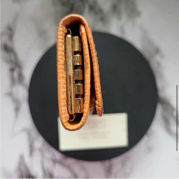 LV Key Case Epi Leather Authentic EUC - Picture 3 of 13